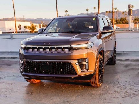 New 2026 Jeep Grand Wagoneer Limited image 4