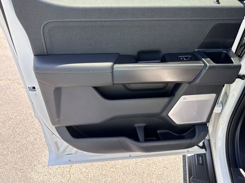 New 2025 Ford F150 Lariat w/ Equipment Group 502A High image 21