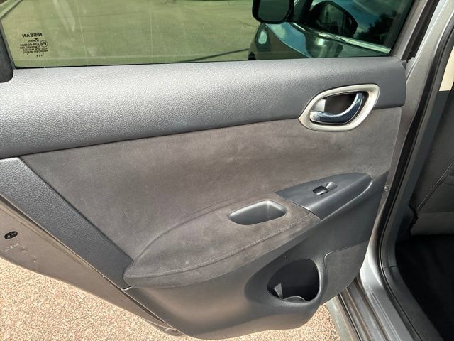 Used 2015 Nissan Sentra SR FWD image 22
