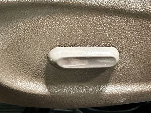 Used 2014 Chevrolet Cruze LT image 19