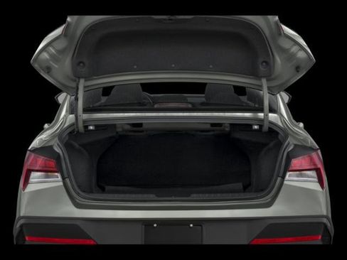 New 2026 Hyundai Elantra Sport FWD image 21
