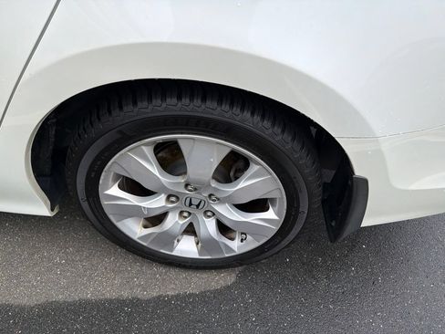Used 2009 Honda Accord EX-L image 17