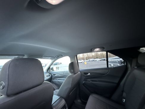 Used 2022 Chevrolet Equinox LT image 19