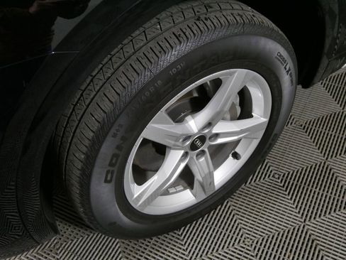 Used 2023 Audi Q5 2.0T Premium AWD/4WD image 13