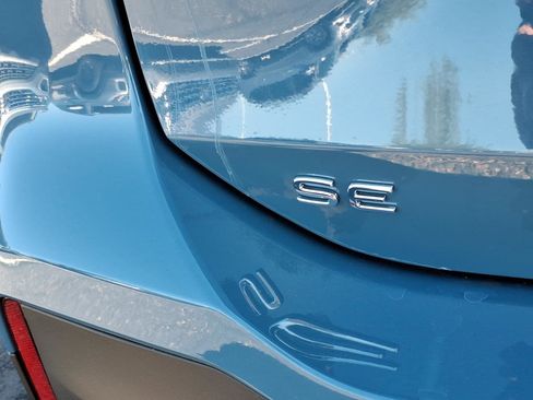 New 2026 Volkswagen Tiguan SE image 8