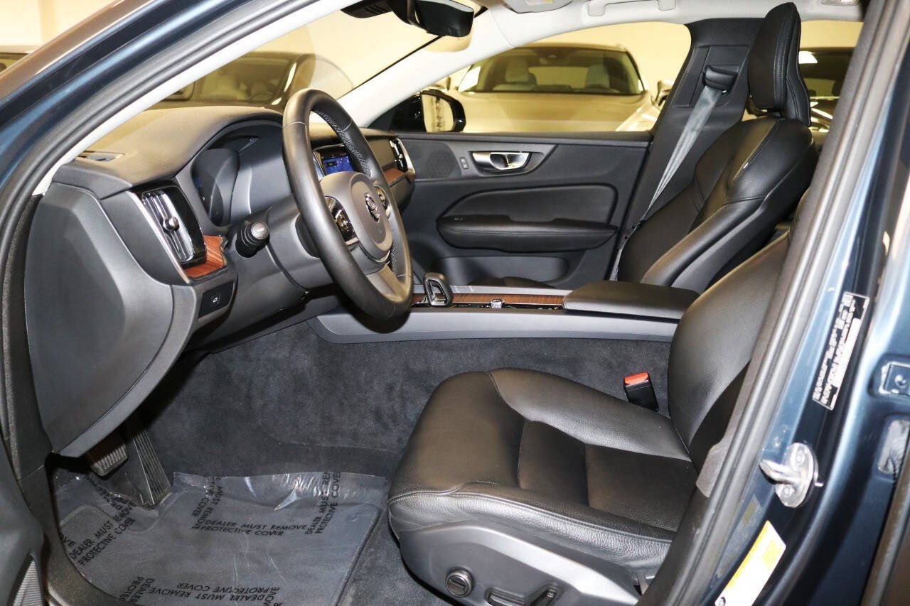 Used 2024 Volvo S60 B5 Plus FWD image 12