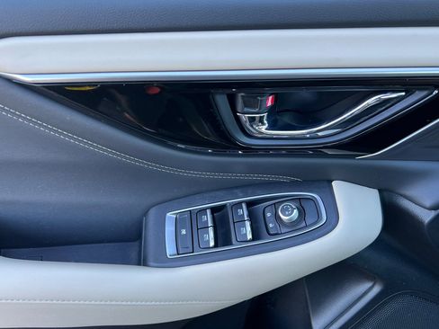 Used 2024 Subaru Outback Limited image 8