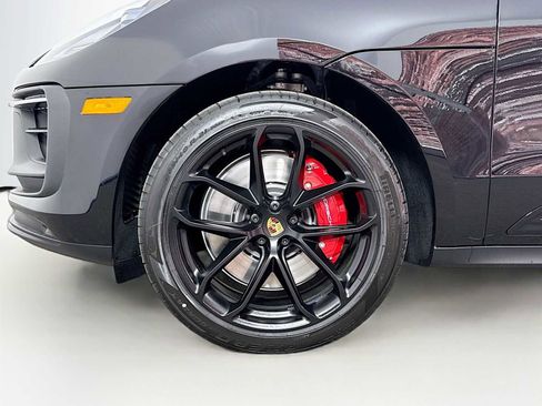 New 2025 Porsche Macan GTS image 40