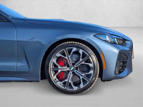 Used 2025 BMW 440i xDrive Coupe w/ Premium Package image 24