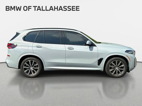 Used 2024 BMW X5 sDrive40i w/ M Sport Package RWD image 4