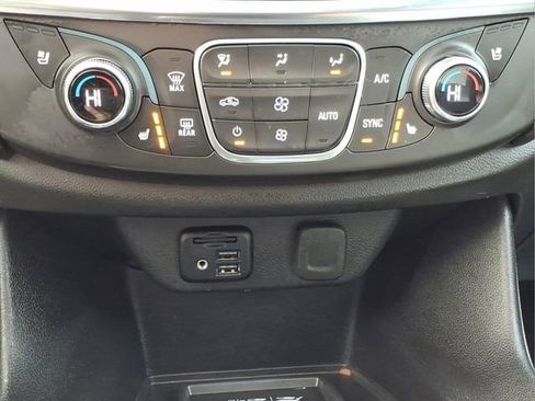 Used 2023 Chevrolet Traverse Premier w/ Redline Edition AWD/4WD image 22