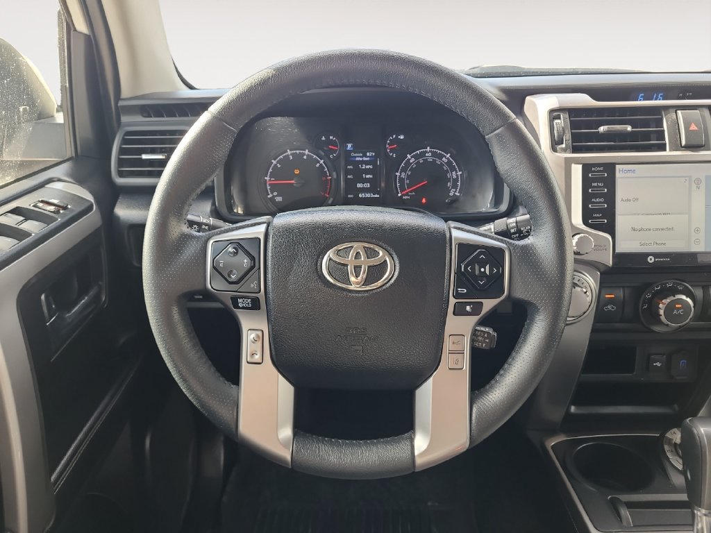 Used 2022 Toyota 4Runner SR5 AWD/4WD image 12