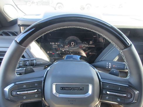 New 2026 GMC Yukon XL Denali Ultimate image 18