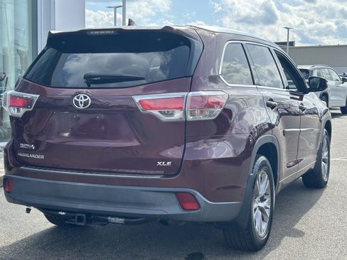 Used 2014 Toyota Highlander XLE image 7