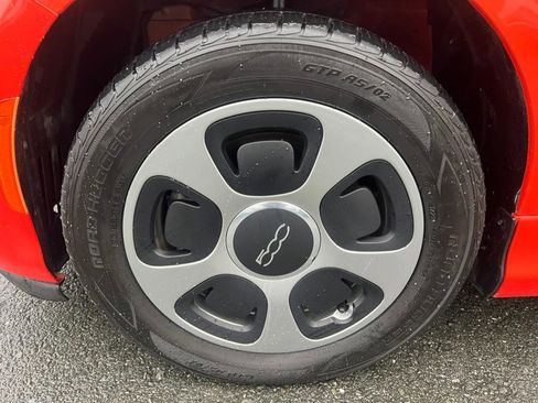 Used 2017 FIAT 500 e image 38