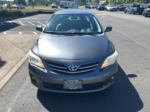 Used 2013 Toyota Corolla LE w/ Premium Pkg FWD image 6