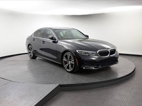 Used 2021 BMW 330i Sedan RWD image 11