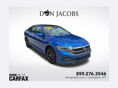 Used 2024 Volkswagen Jetta SE w/ Panoramic Sunroof Package
