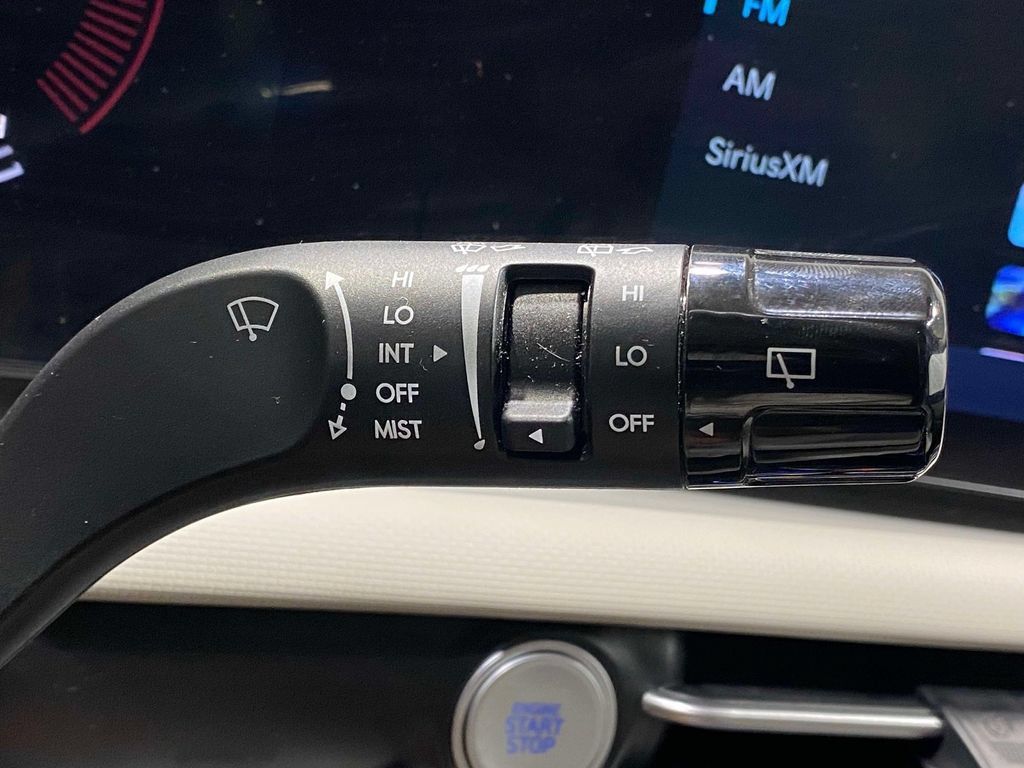 Used 2025 Hyundai Tucson SEL AWD/4WD image 26