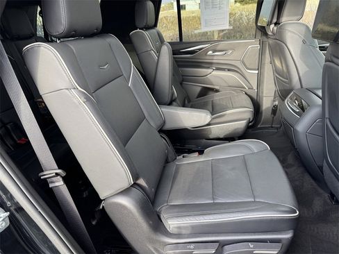 Used 2023 Cadillac Escalade Sport image 30