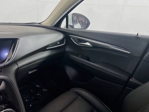 Used 2023 Buick Envision Essence AWD/4WD image 22