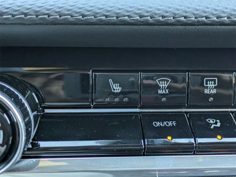 New 2026 Chevrolet Equinox LT w/ Midnight Edition image 22