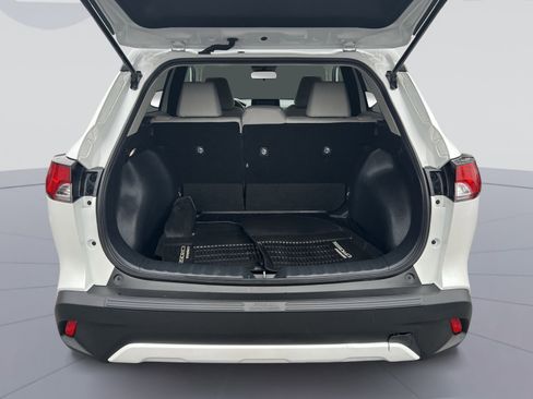 Used 2023 Toyota Corolla Cross L image 23