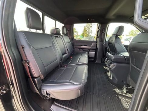 Used 2025 Ford F150 Lariat w/ Bed Utility Package AWD/4WD image 44