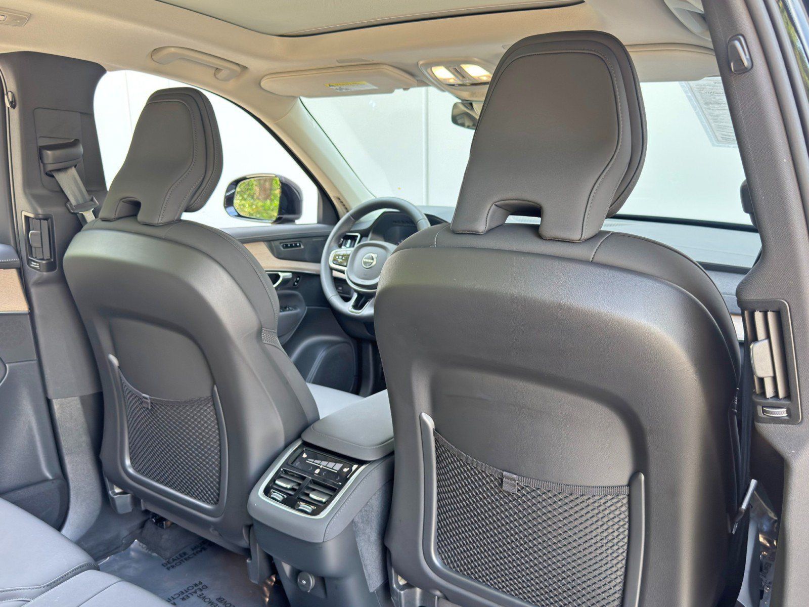 Used 2026 Volvo XC90 B6 Plus AWD/4WD image 38