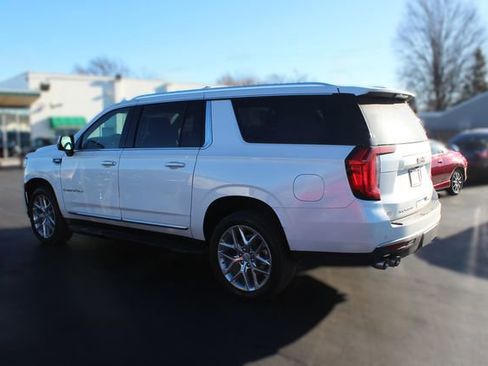 Used 2024 GMC Yukon XL Denali image 8