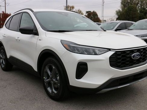 New 2026 Ford Escape ST-Line w/ Tech Pack #1 image 4