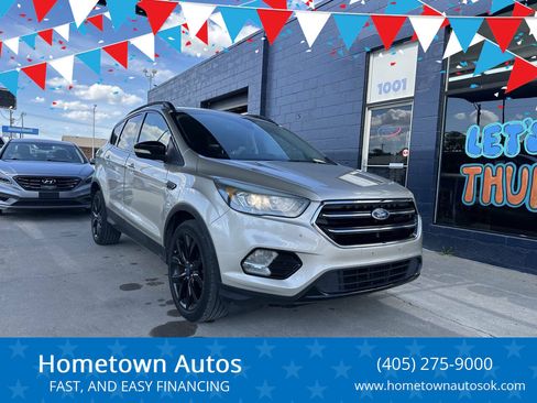 Used 2017 Ford Escape Titanium FWD image 1