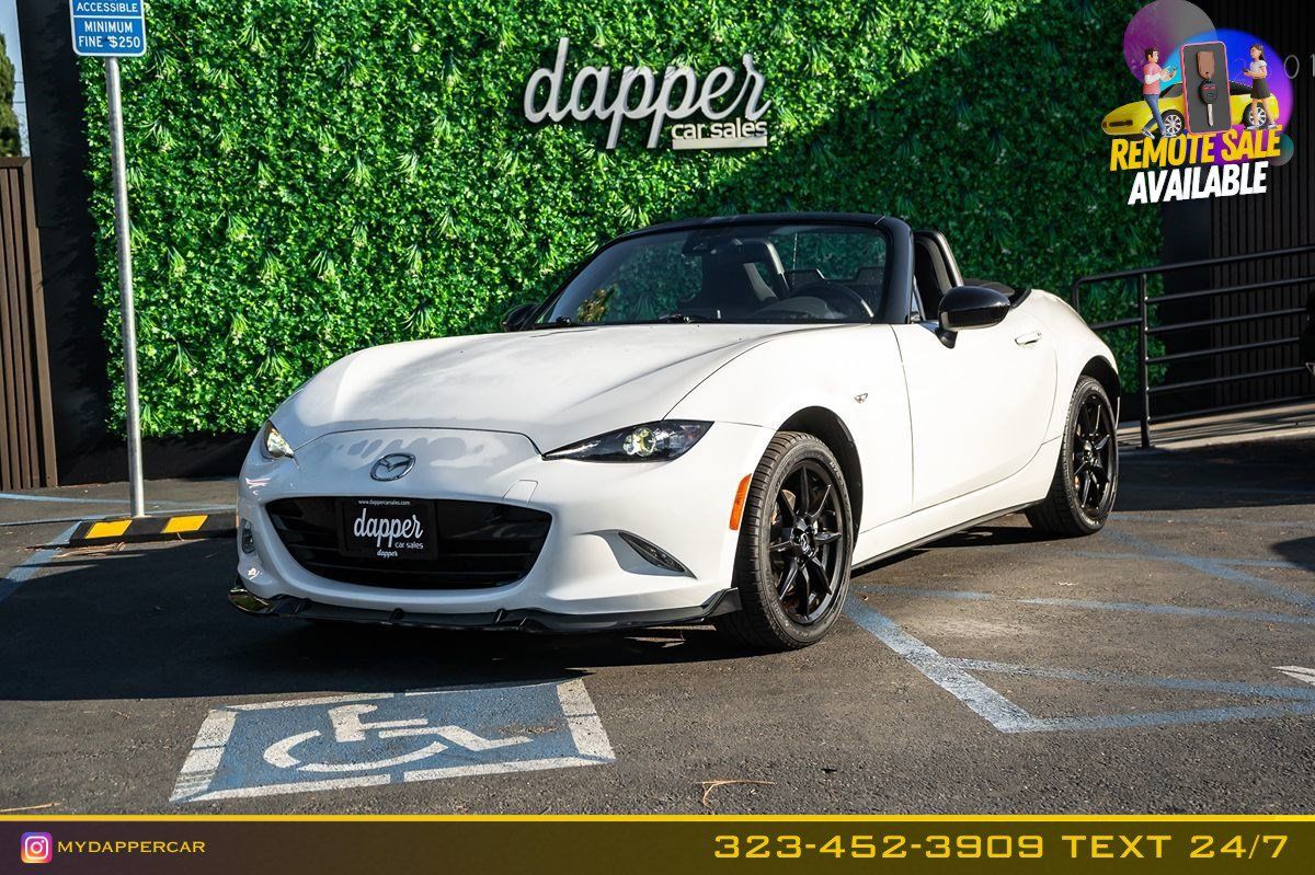 Used 2021 MAZDA MX-5 Miata Sport RWD image 1