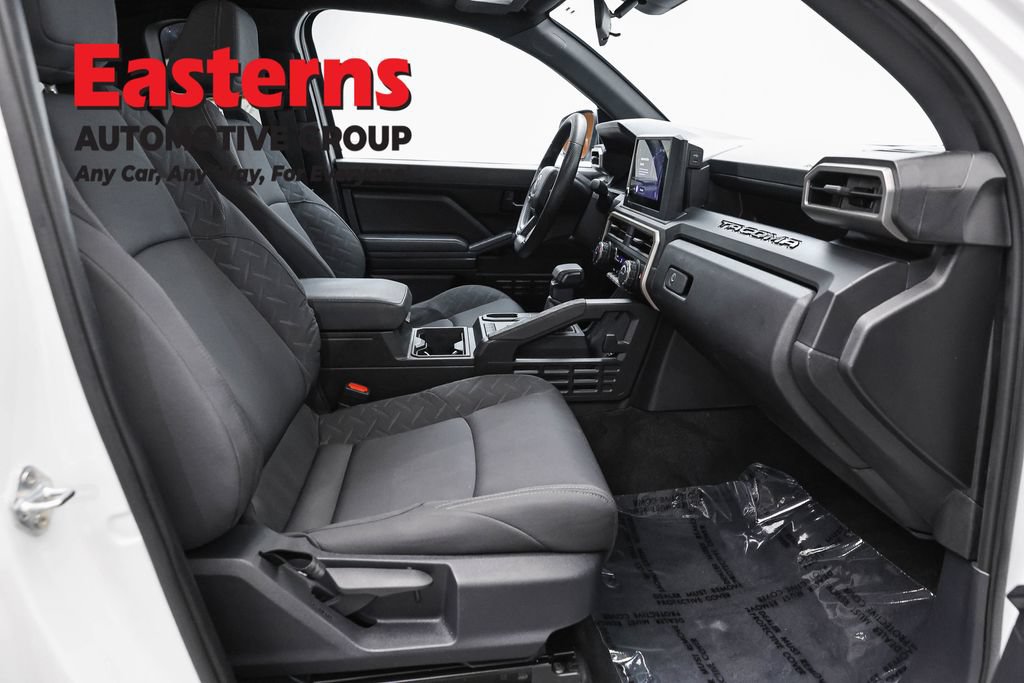 Used 2024 Toyota Tacoma SR RWD image 21