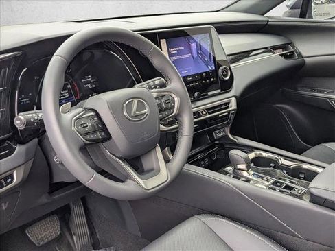 Used 2025 Lexus RX 350 FWD w/ Technology Package image 10