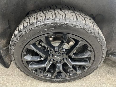 Used 2023 Chevrolet Tahoe RST image 15