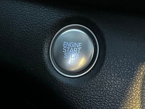 Used 2020 Hyundai Santa Fe SEL image 22