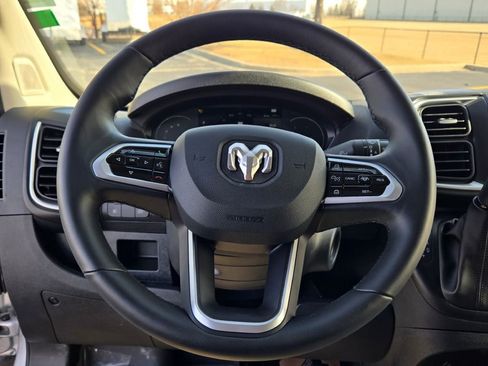 New 2025 RAM ProMaster 2500 w/ Quick Order Package 22G SLT image 18