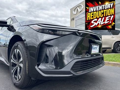 Used 2023 Toyota bZ4X AWD image 28