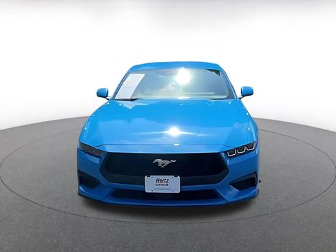 Used 2024 Ford Mustang Premium image 4
