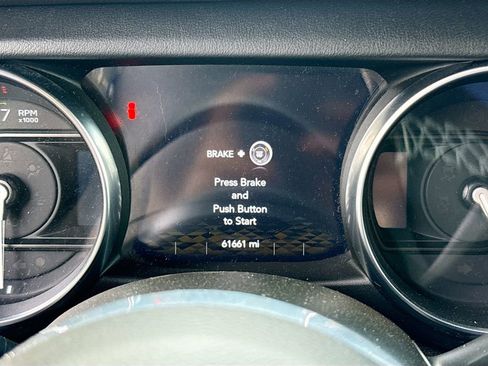 Used 2021 Jeep Wrangler Unlimited Sahara w/ Cold Weather Group AWD/4WD image 13