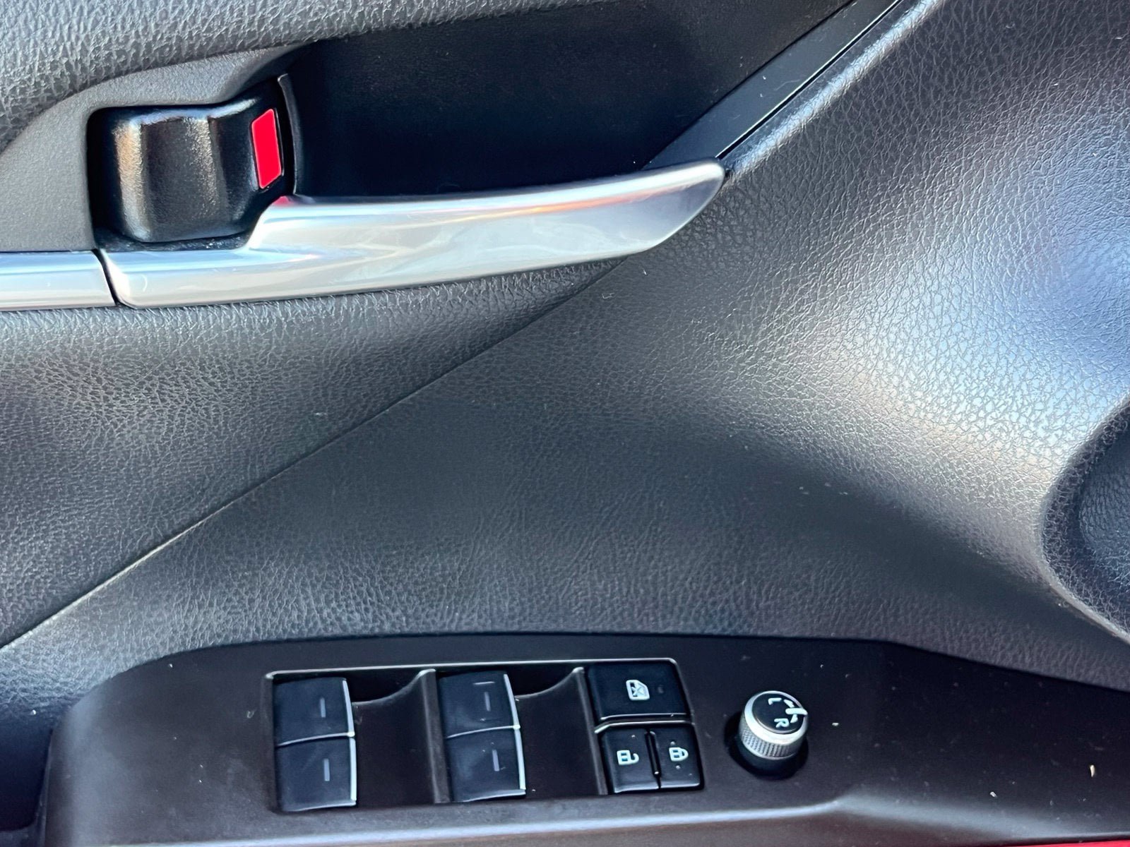 Used 2023 Toyota Camry XSE w/ Navigation Package FWD image 24