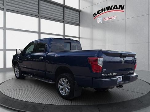 Used 2019 Nissan Titan SV w/ SV Convenience Package AWD/4WD image 6