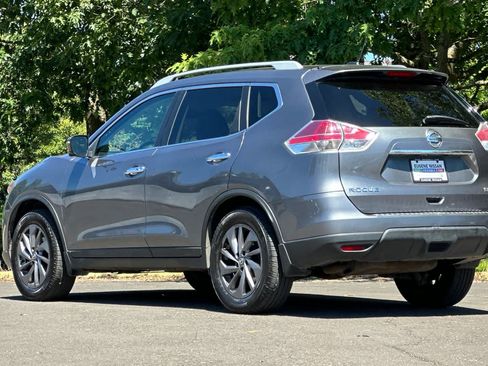 Used 2016 Nissan Rogue SL w/ SL Premium Package AWD/4WD image 6