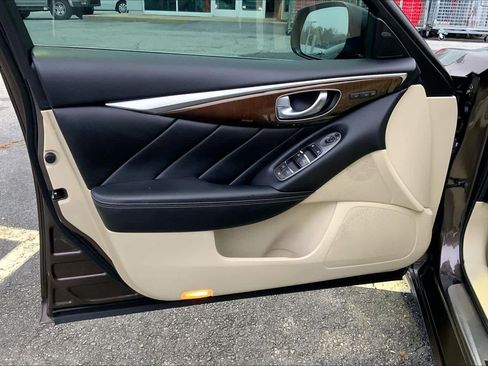 Used 2016 INFINITI Q50 Hybrid image 22