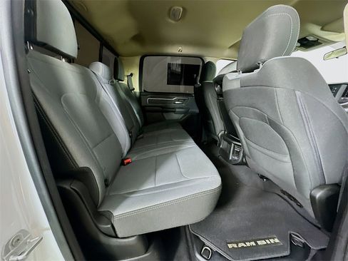 Used 2019 RAM 1500 Big Horn image 11