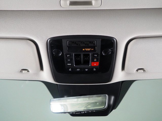 Used 2025 Kia Carnival SX Prestige FWD image 75