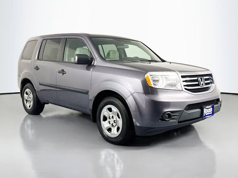 Used 2015 Honda Pilot LX image 3