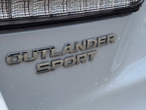 Used 2022 Mitsubishi Outlander Sport ES AWD/4WD image 12