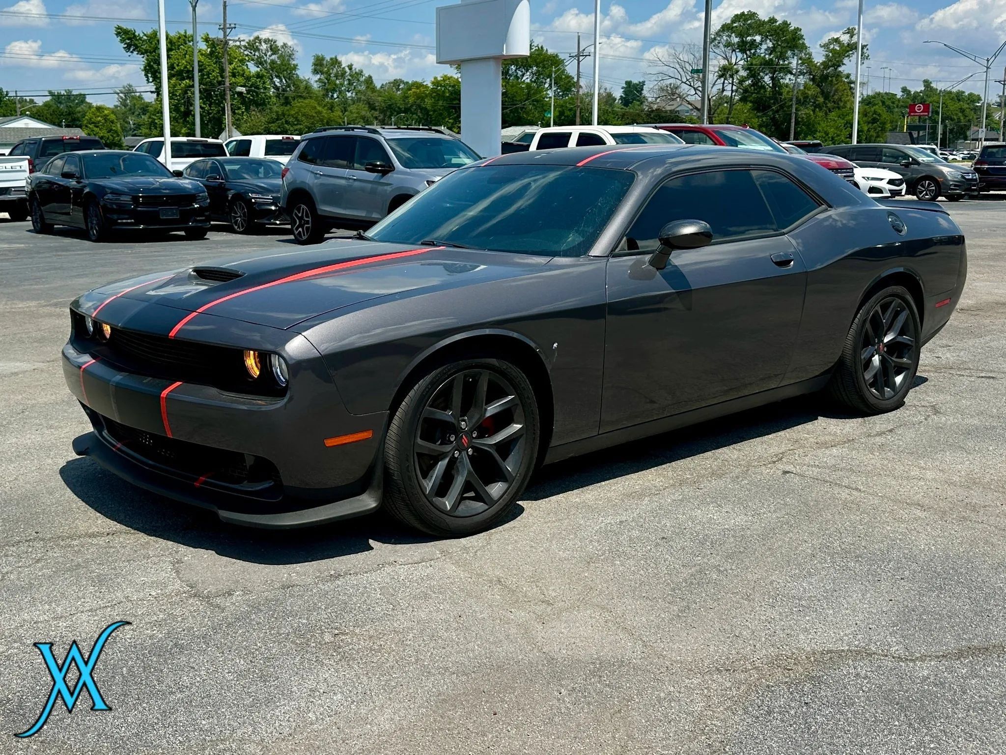 Used 2022 Dodge Challenger R/T w/ Blacktop Package RWD image 3